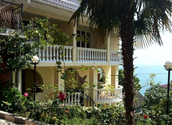 Высокий замок, Гостевой дом. Бассейн 2